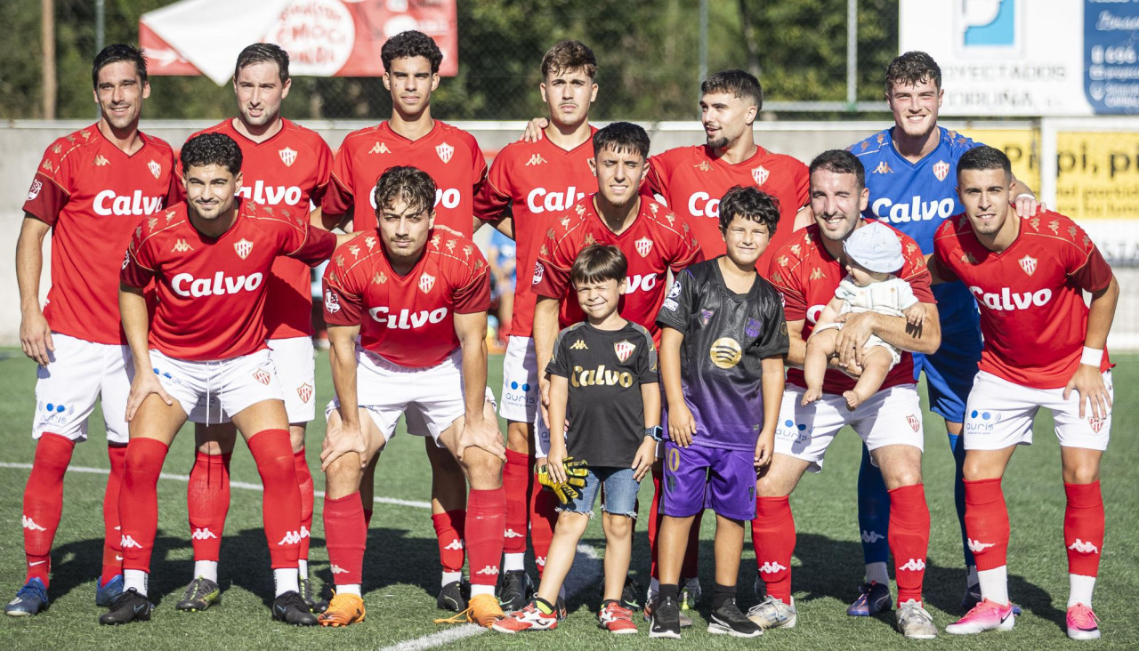 Once del Sofán por el que apostó el técnico Dani Casal para iniciar la liga