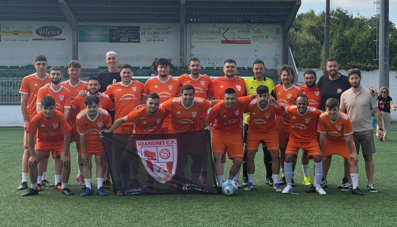 El plantel del Canteras El Pozo, subcampeón del torneo