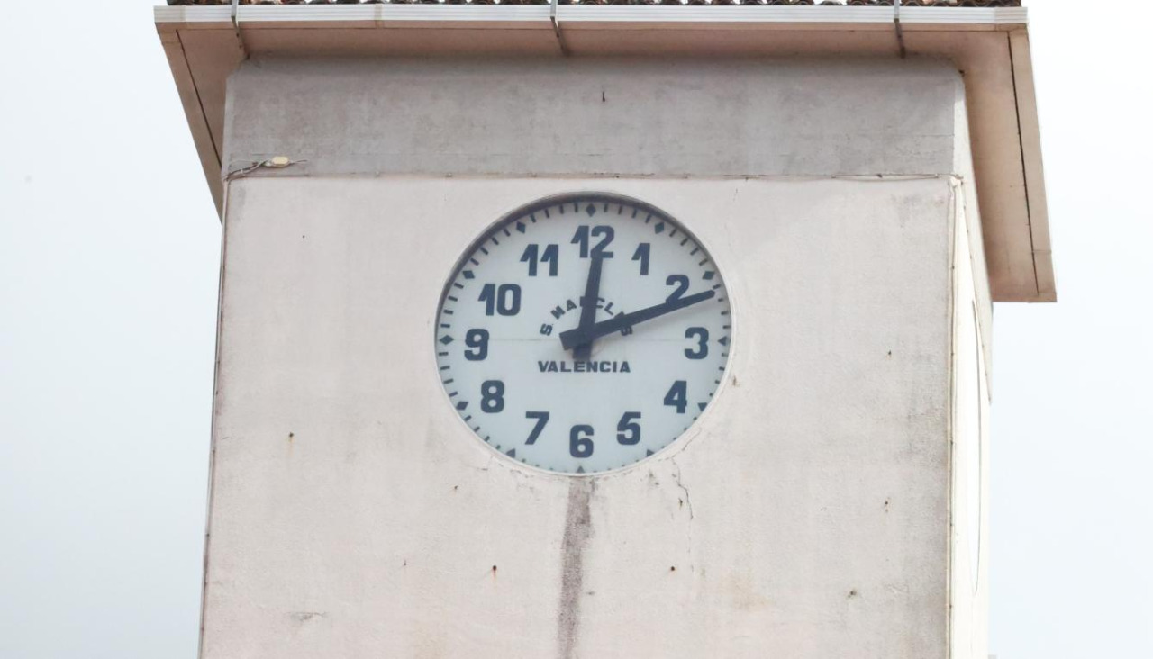 Reloj del concello de Carballo (4)