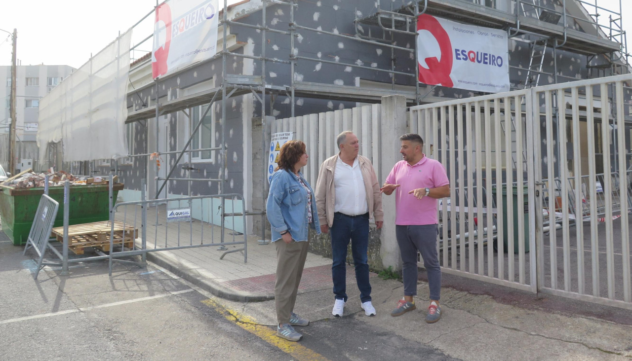 Visita a las obras del centro sociocomunitario da Insua en Caión