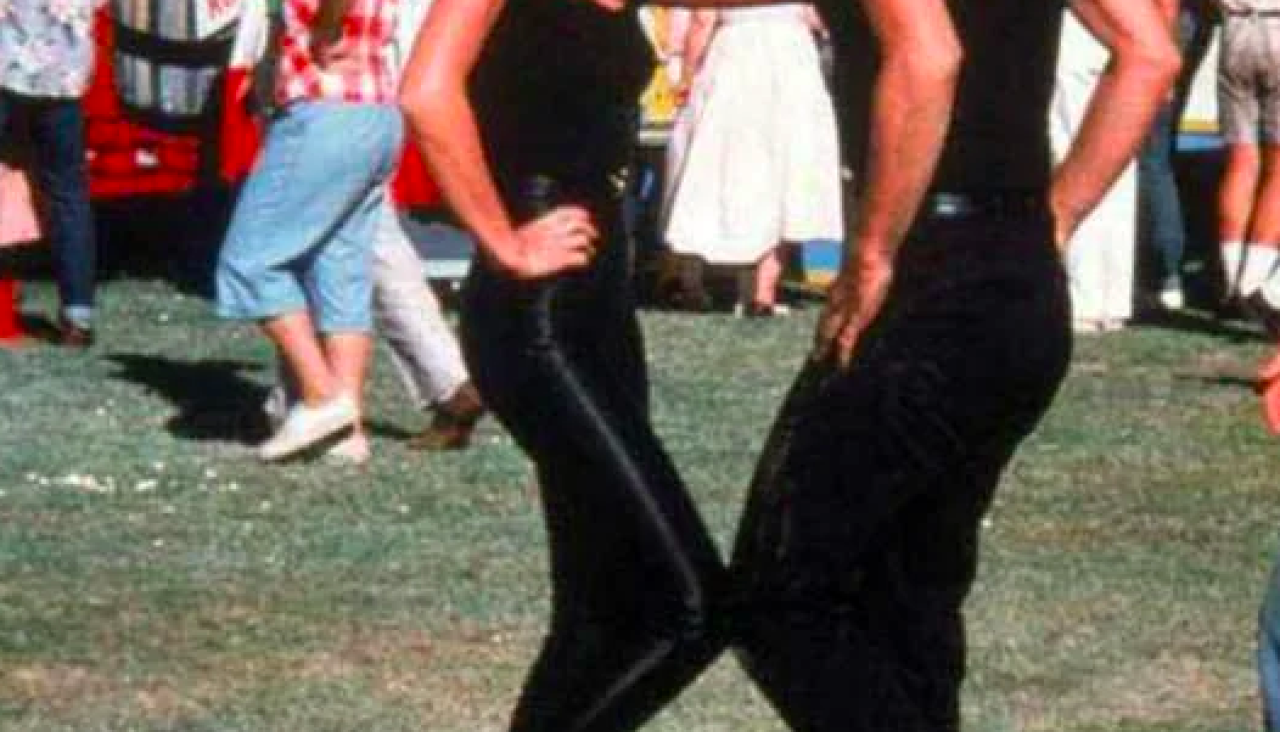 GREASE 