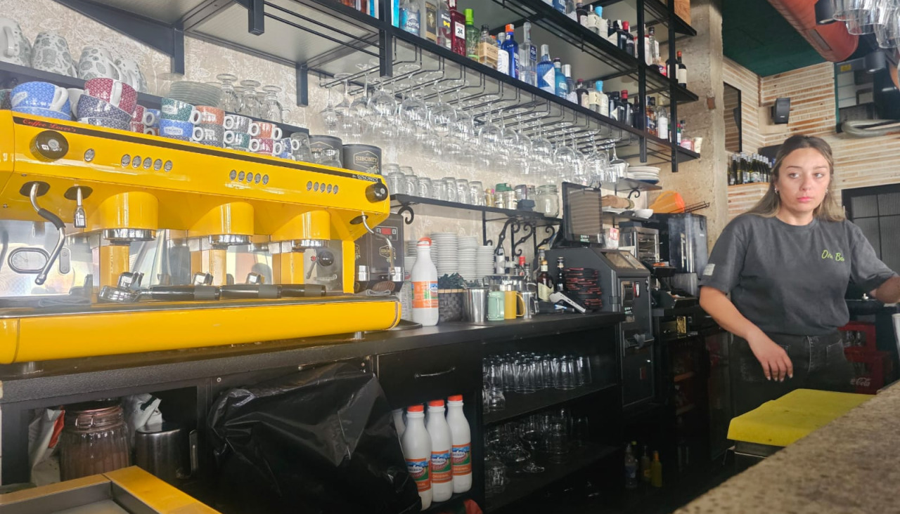 Las cafeterias, sin poder servir cafee el lunes