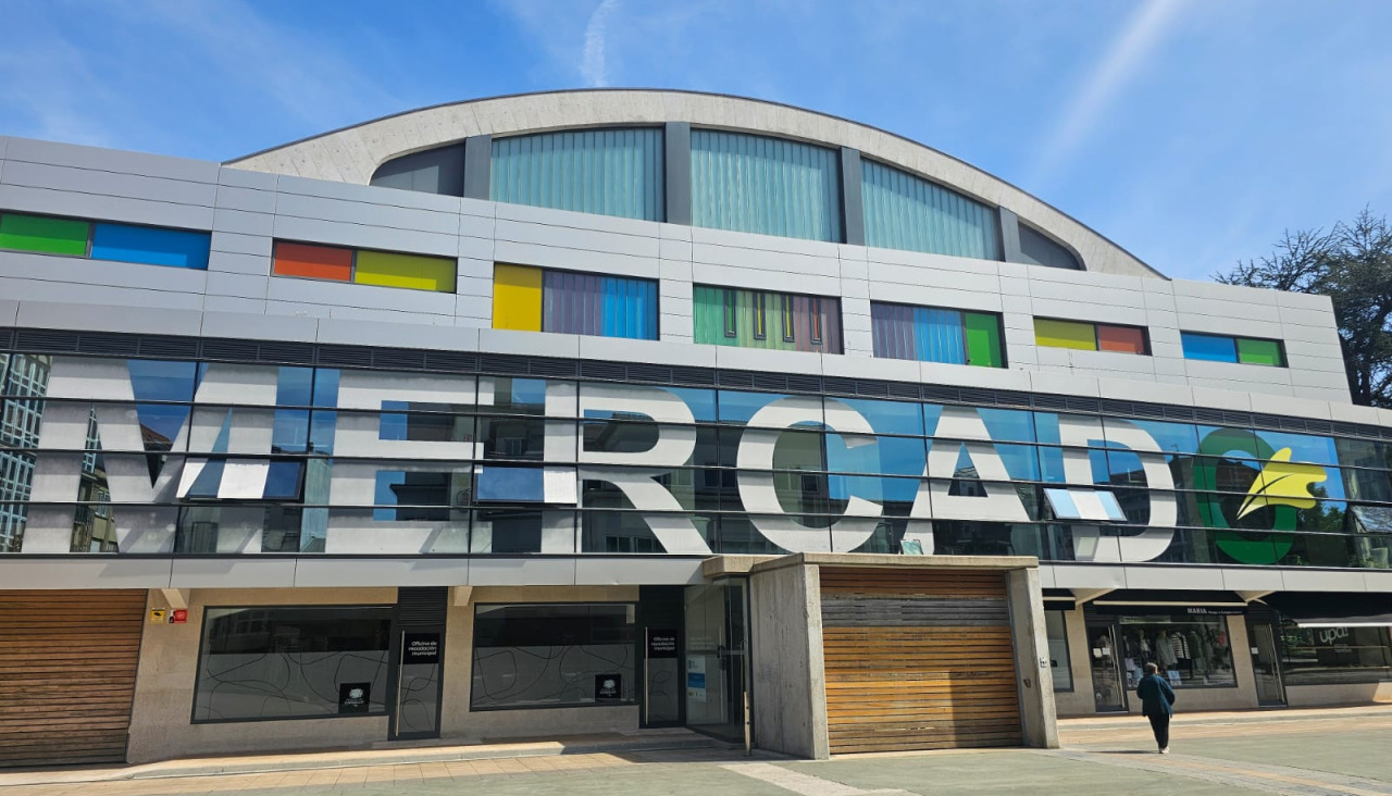 El mercado tambiu00e9n se vio obligado a cerrar el lunes en Carballo