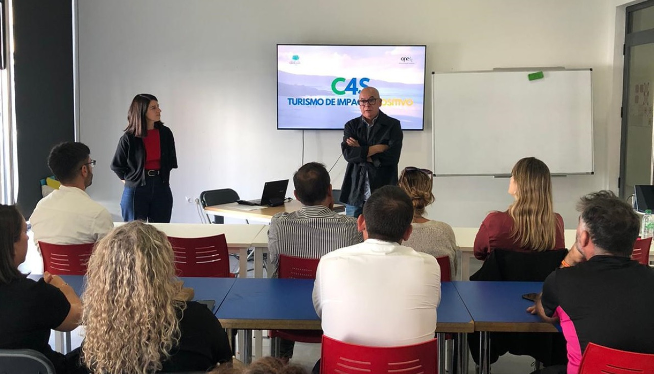Presentación del programa de turismo sostenible de Carballo