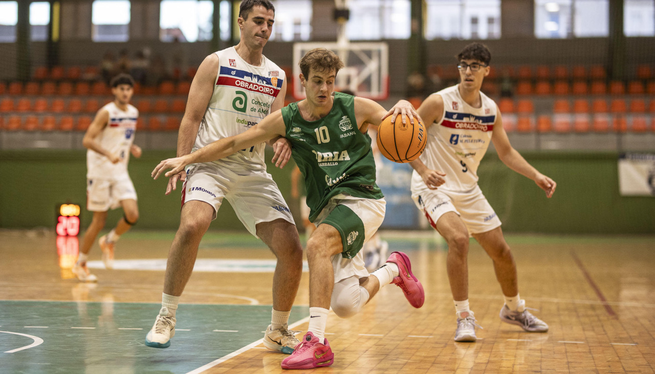 Imagen de uno de los partidos de Basket Xiria en la Copa Galicia