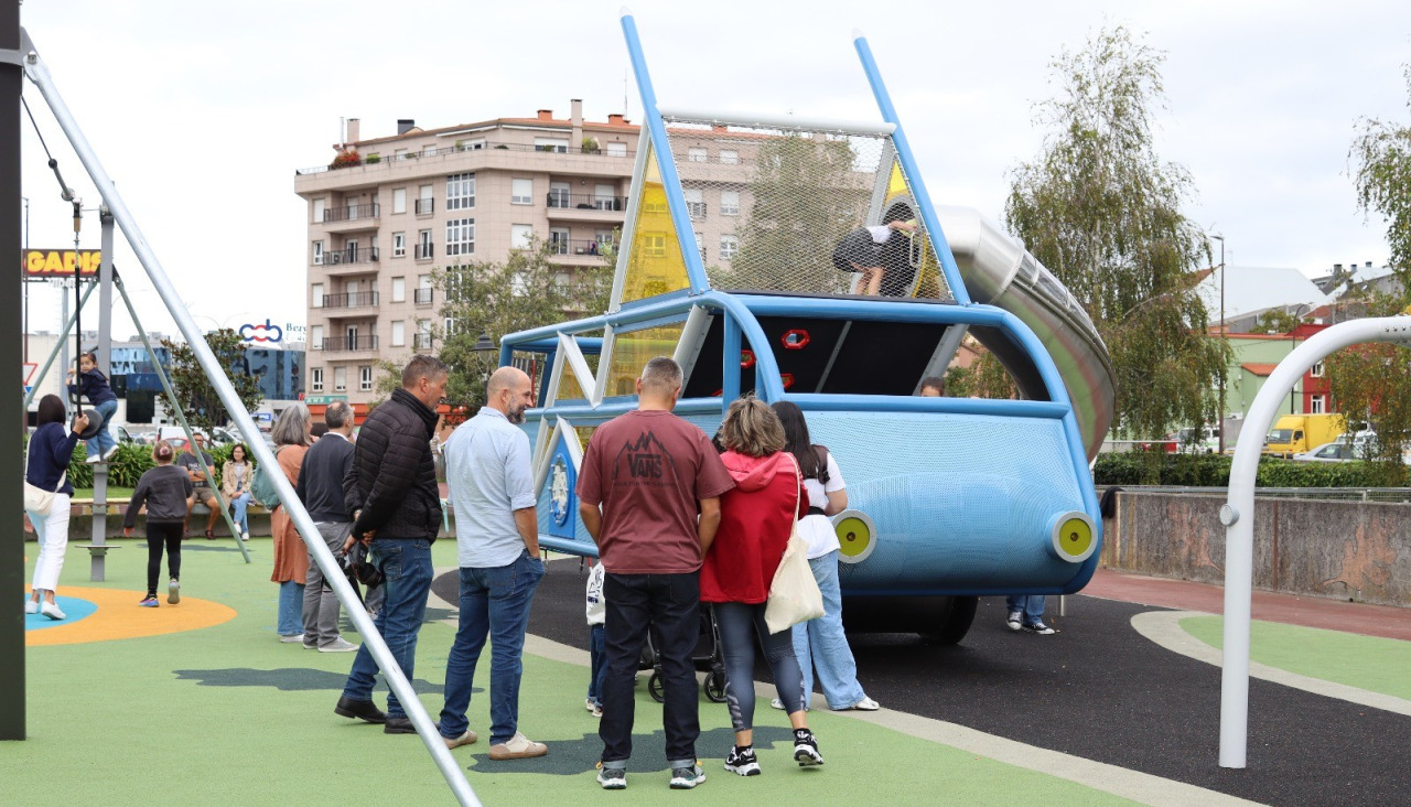 La reproducción del trolebús es el elemento central del parque