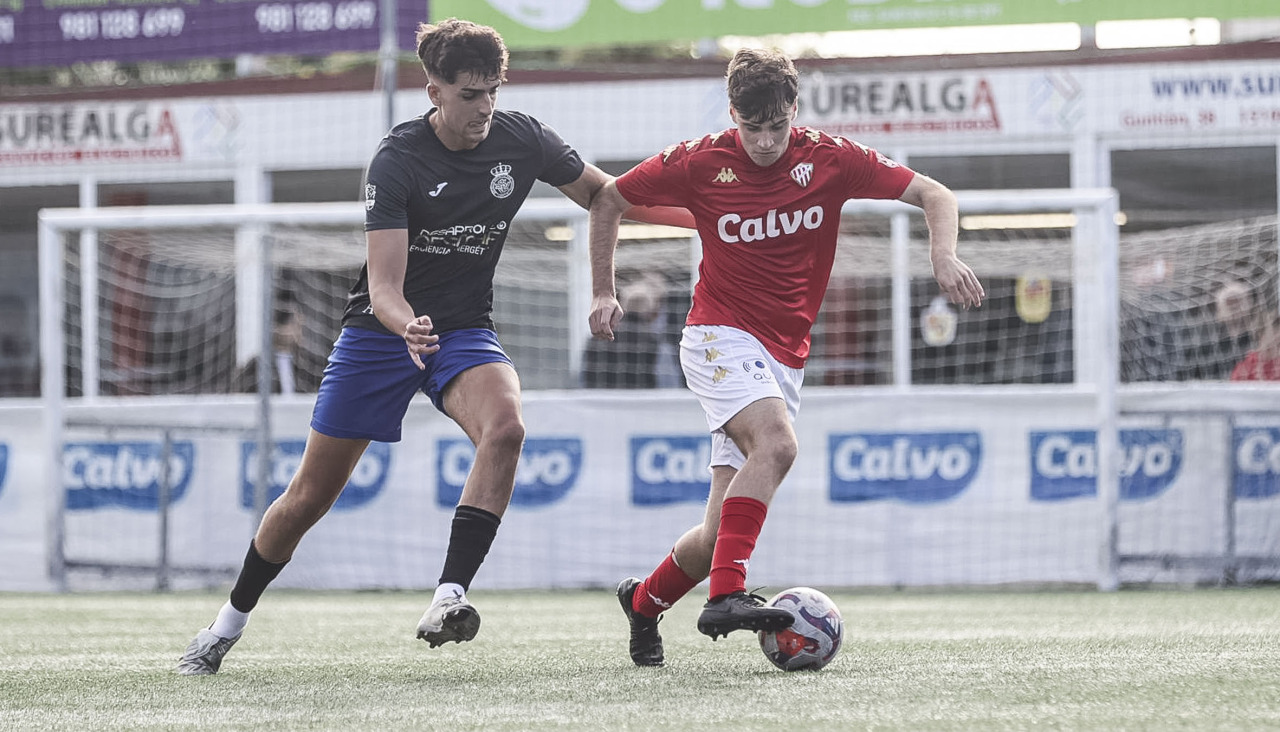 El derbio de O Carral resultó tremendamente disputado