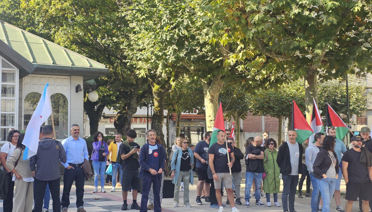 Concentración de apoyo celebrada en Carballo