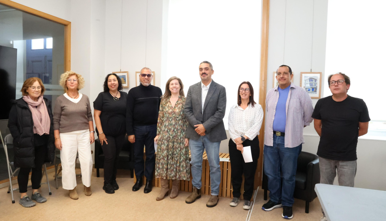 Presentación programa de normalización lingüística de Carballo