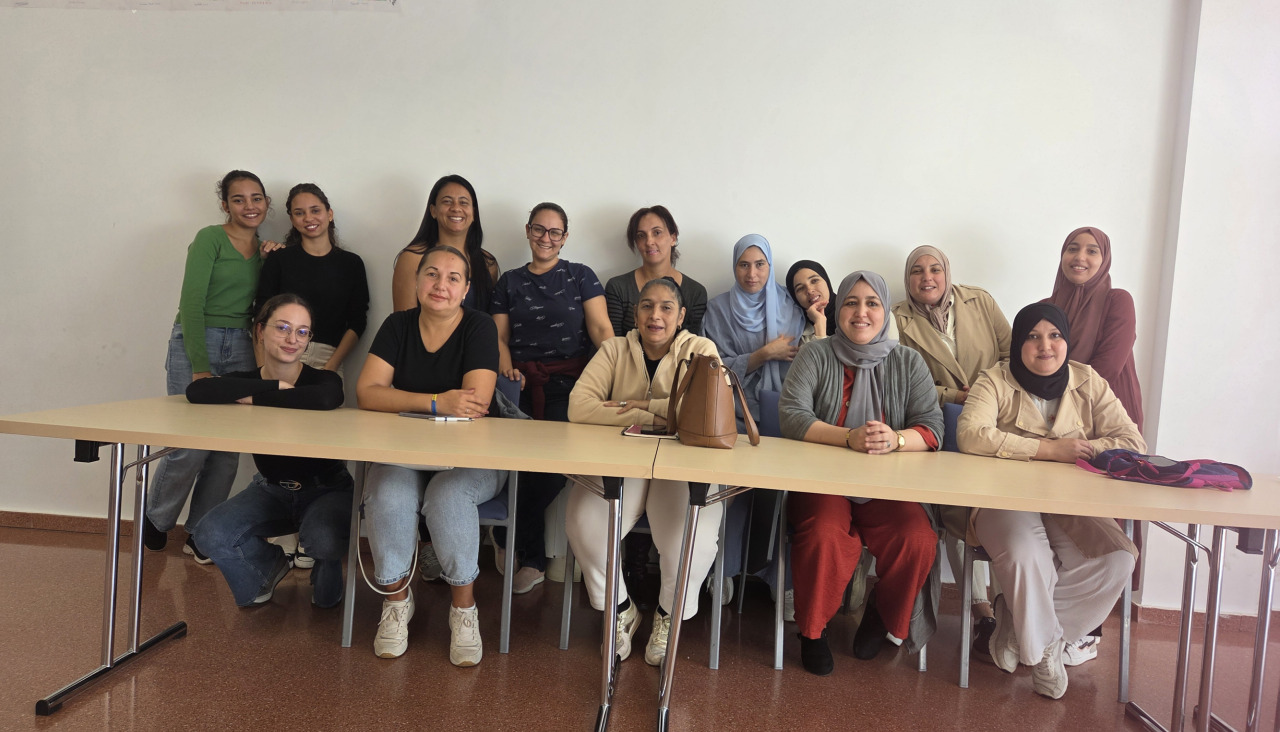 Personas participantes en la iniciativa 'Laracha acolle'