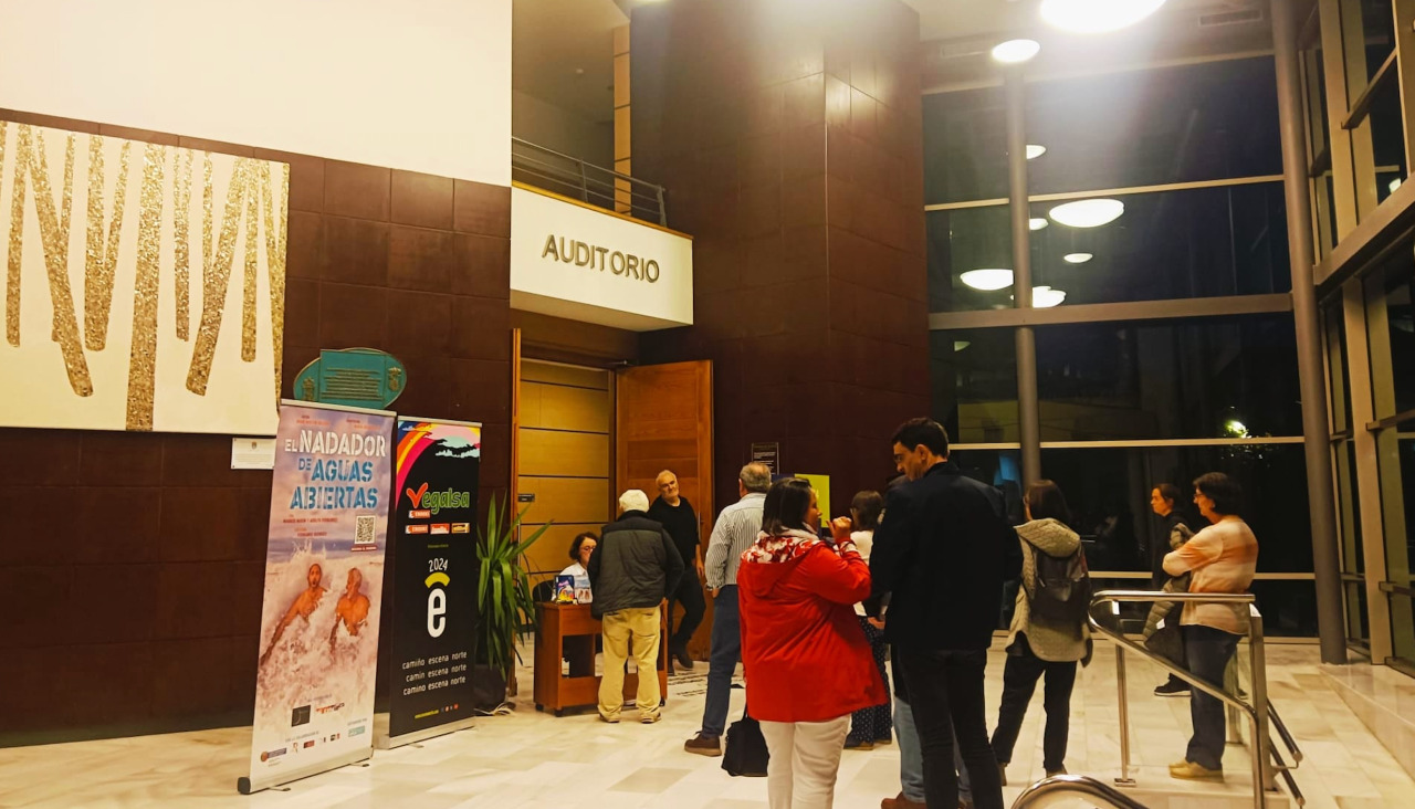 Las entradas pueden adquirirse de lunes a viernes o el mismo día de la función una hora antes del comienzo | cedida