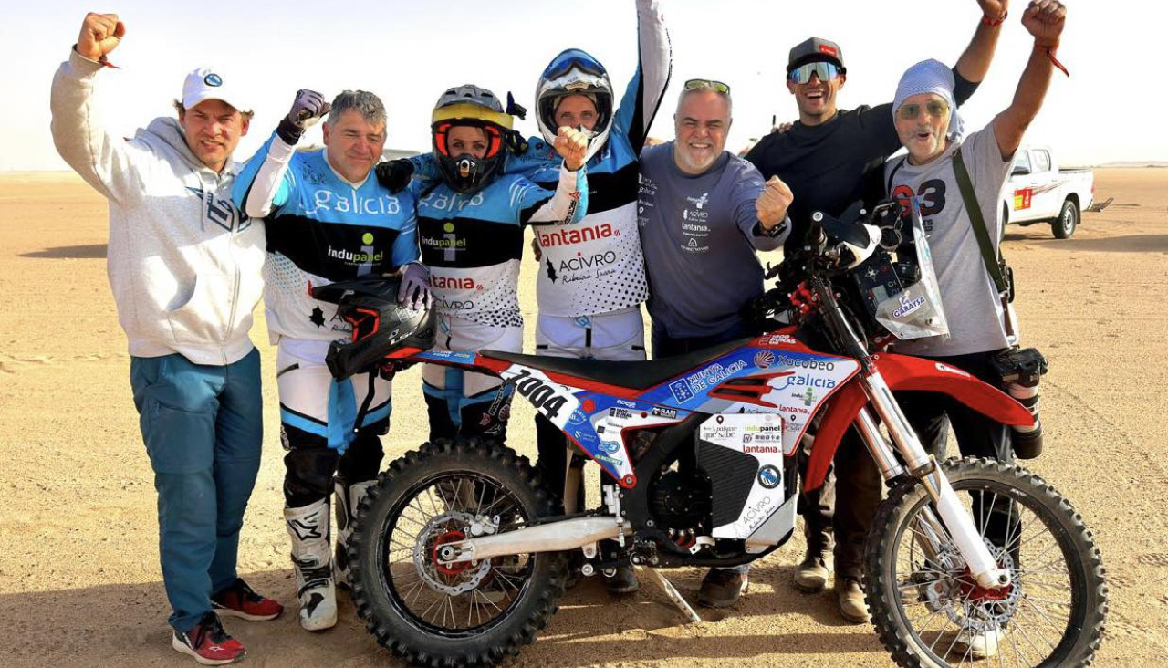 Pilotos y resto de miembros del Team Dakar Galicia