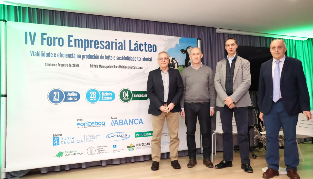 José Balseiros, Juan Carlos García, Jesús Combarro y Luis García, ayer en el acto inaugural del foro | mar casal