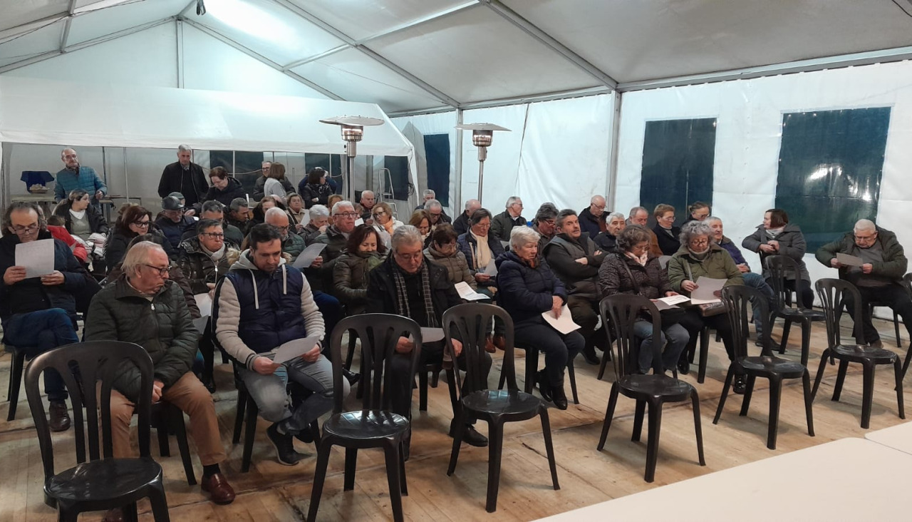 Asamblea de socios de la asociación Fonte da Virxe de Estramil