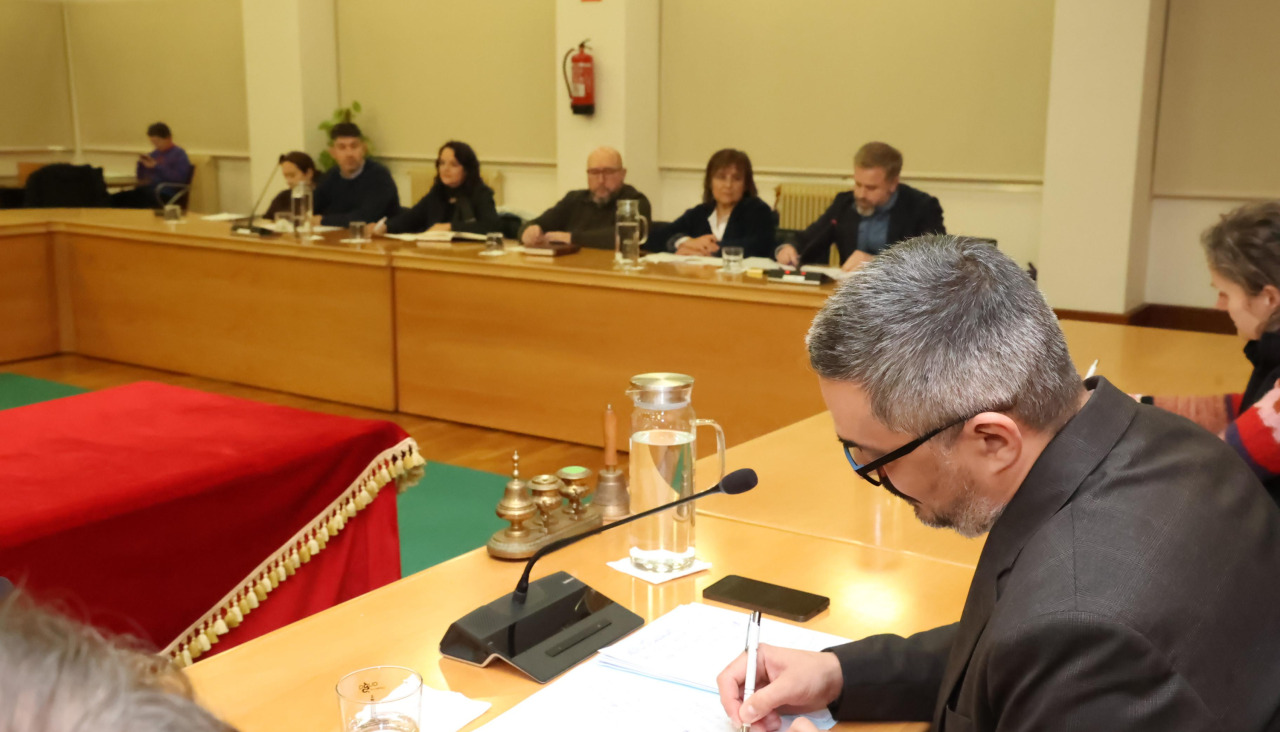 Pleno de Carballo celebrado este lunes