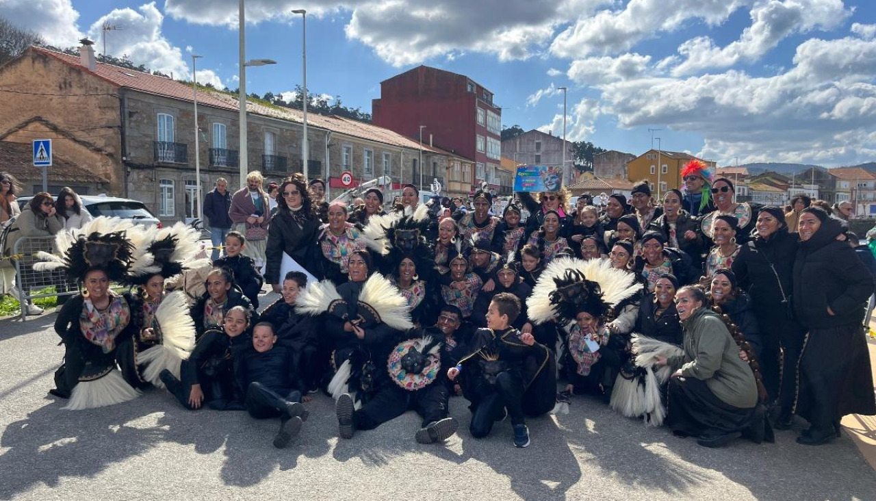 Unha das comparsas participantes no concurso do ano pasado na Ponte do Porto