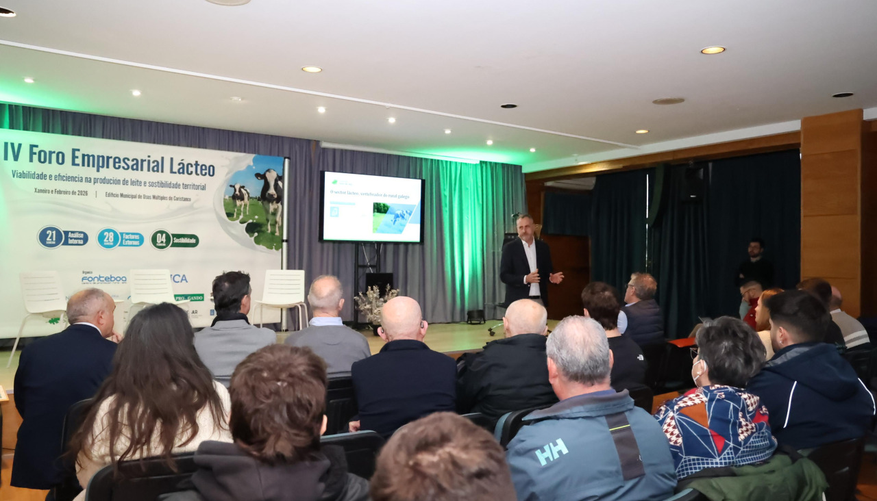 El IV Foro Empresarial Lácteo se retoma hoy en el Multiusos coristanqués luego de la jornada inicial del pasado día 21