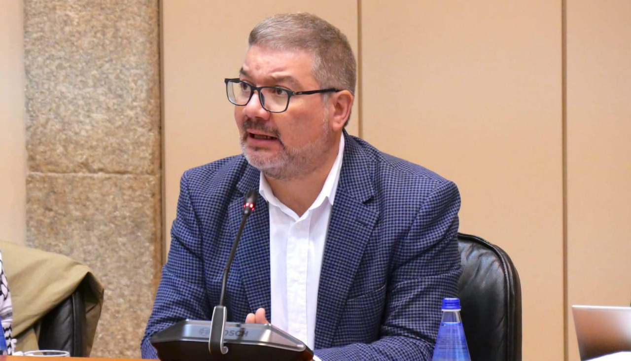 Oscar Insua en el Parlamento