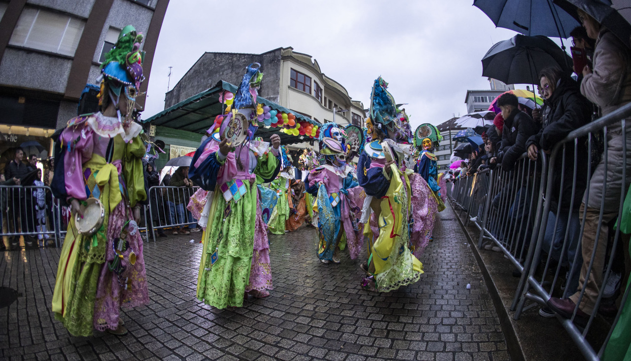 Desfile y concurso de Entroido en Carballo