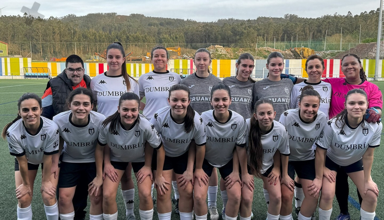 El Dumbría femenino en su campo de O Conco