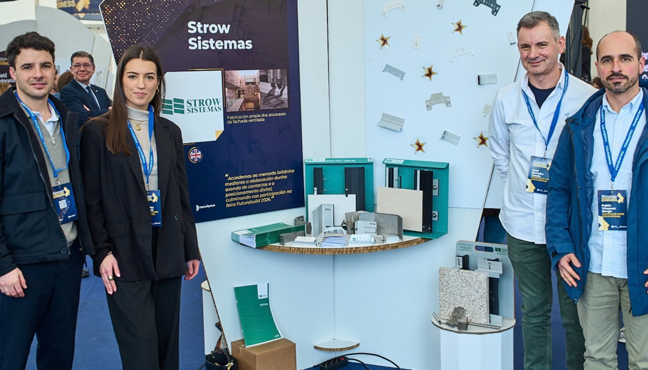 Representantes de la empresa Strow Sistemas en uno de los eventos de ‘Galicia Avanza’