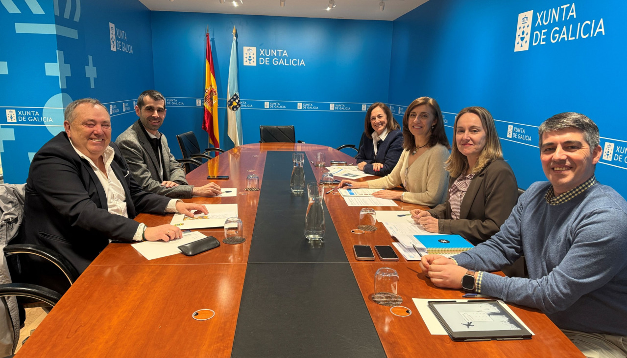 El alcalde de A Laracha reunido con la conselleira de Medio Ambiente