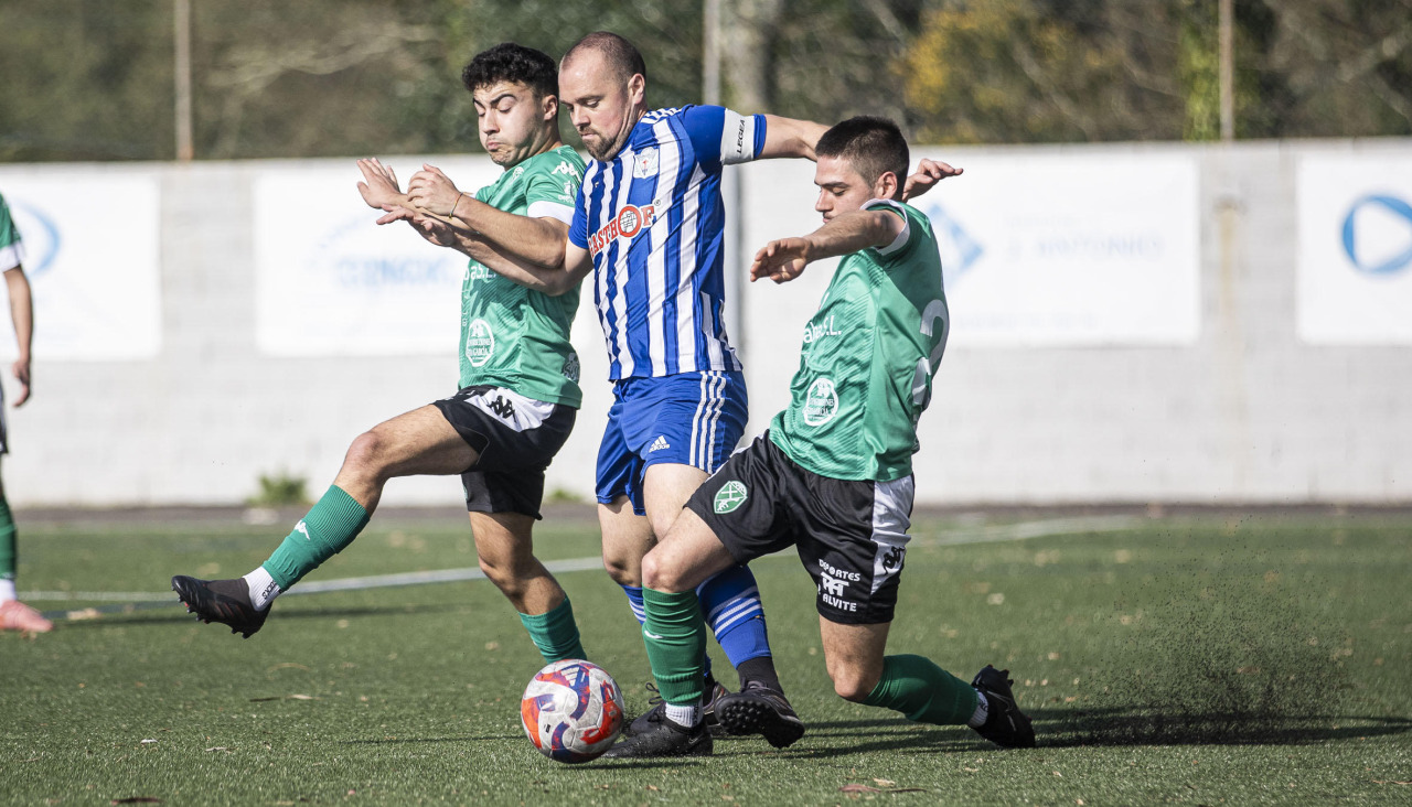El Xallas se coloca segundo gracias a su triunfo ante el Baio