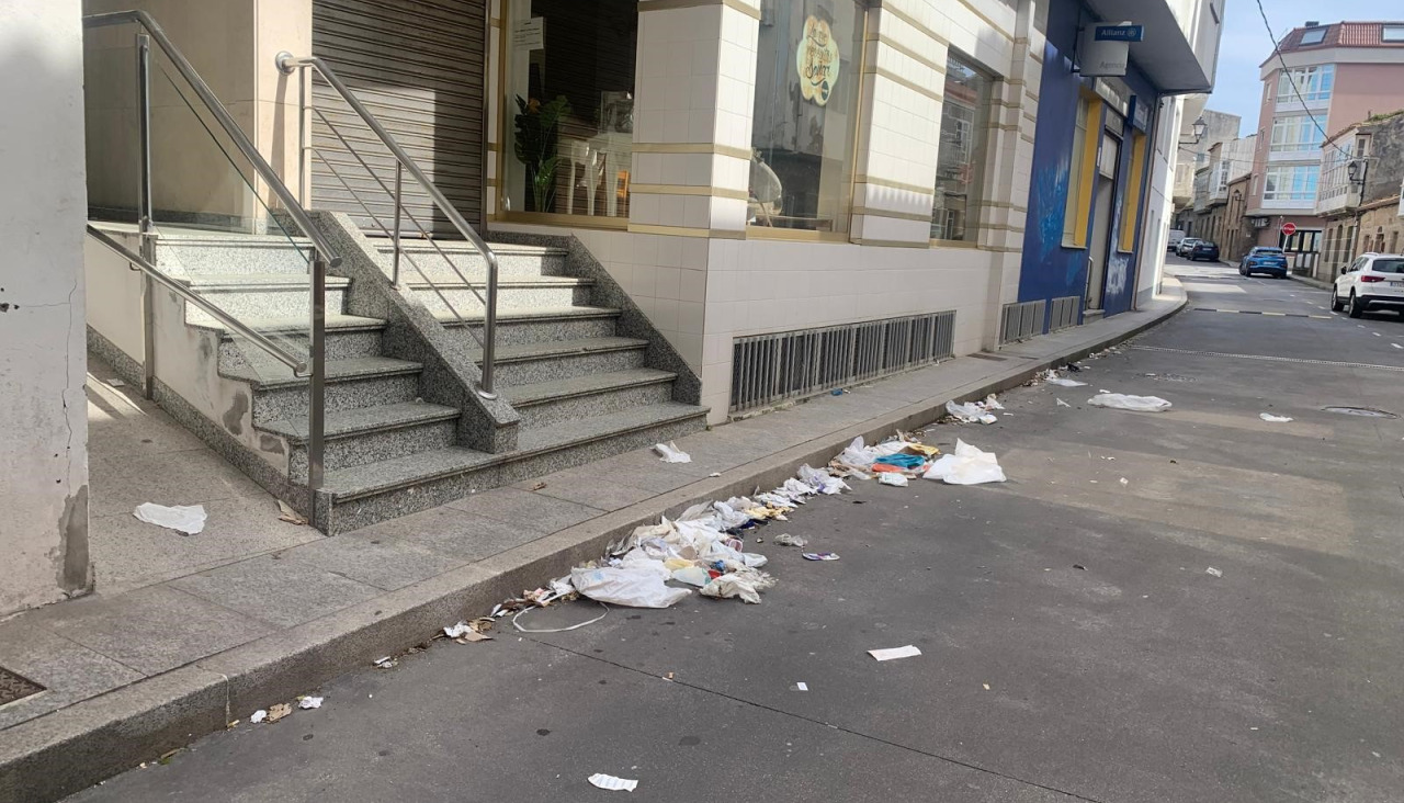 Los socialistas aseguran que la falta de limpieza afecta tanto a espacios urbanos como al rural
