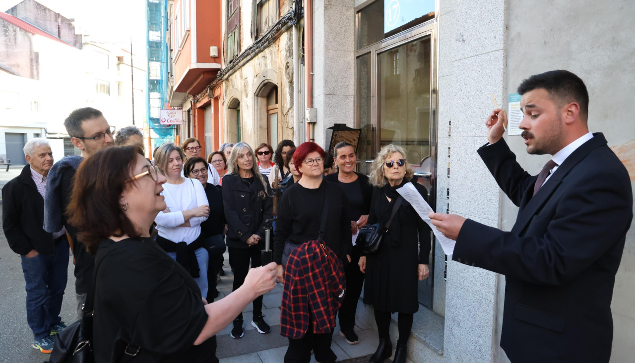Ruta de homenaje a Cándido González Tirada en Carballo