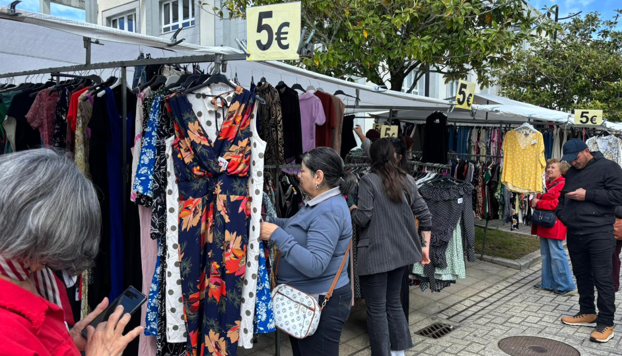 Mercado dominical de Cee