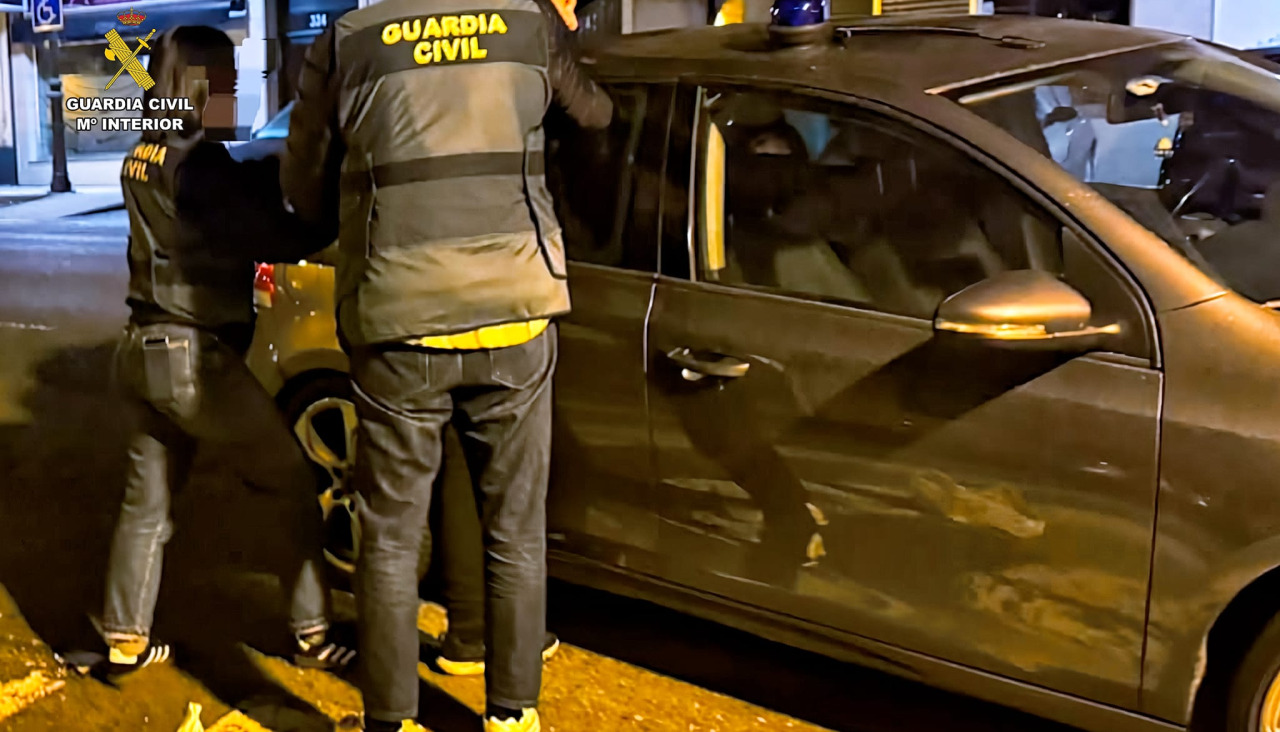Detención robo Carballo
