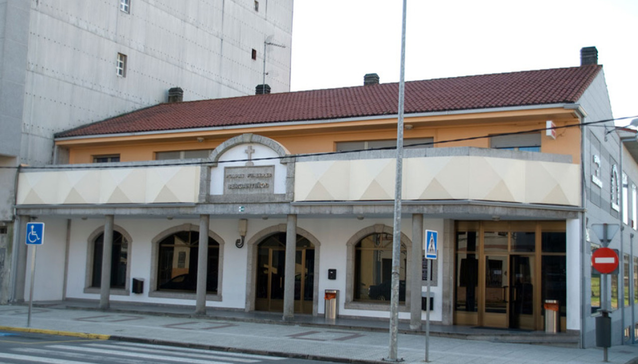 Fachada del tanatorio Bergantiños