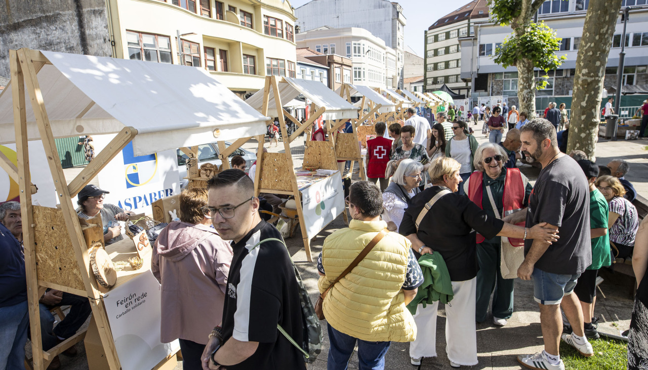 Feirón en Rede este domingo en Carballo