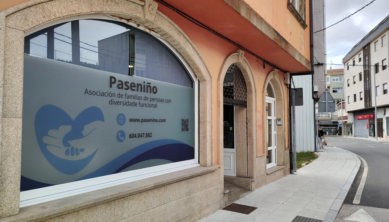 Vista exterior del local de la asociación Paseniño