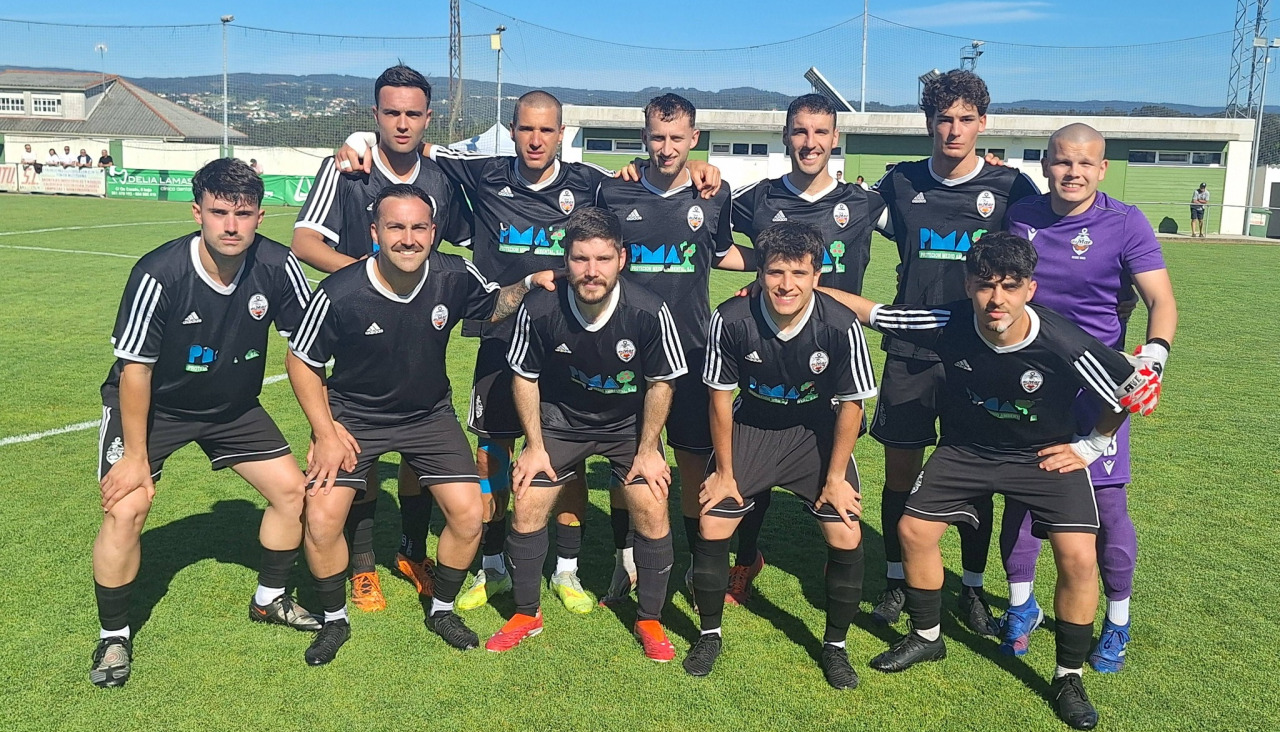 Once inicial del Club do Mar en el campo del Mugardos