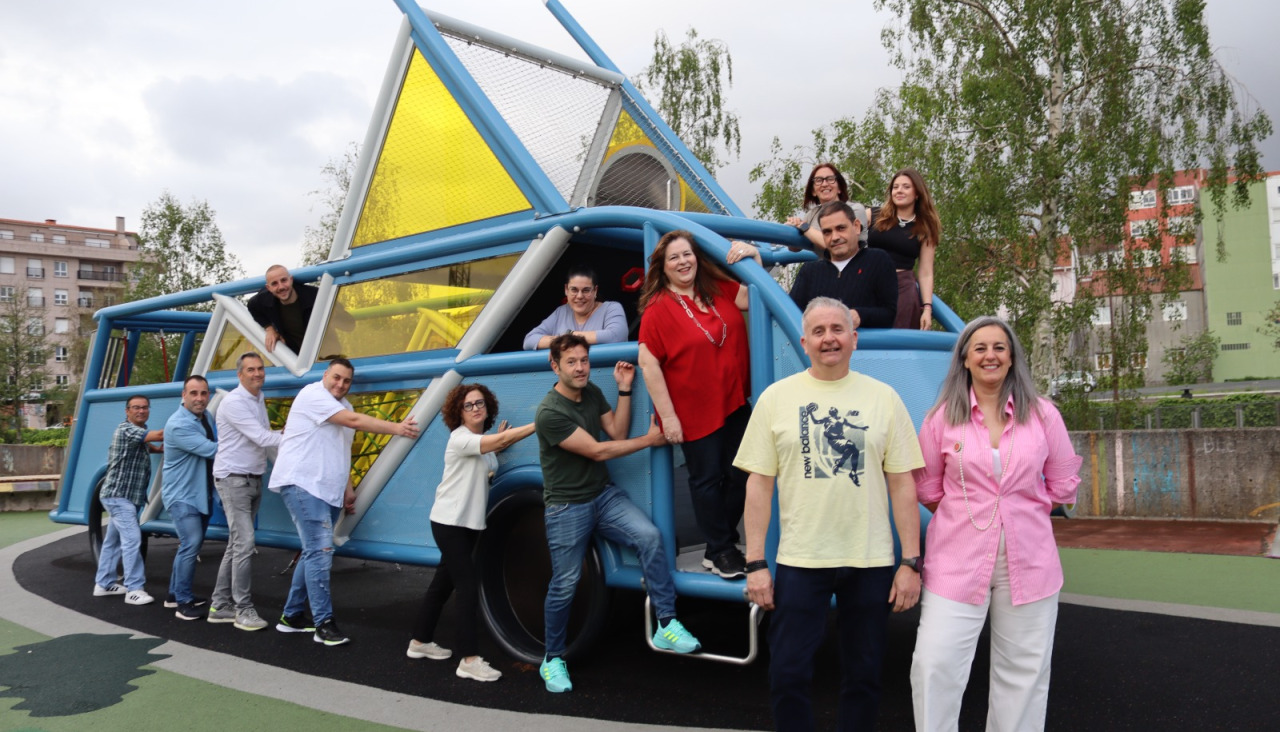 Miembros de la Comisión de Fiestas del San Xoán de Carballo