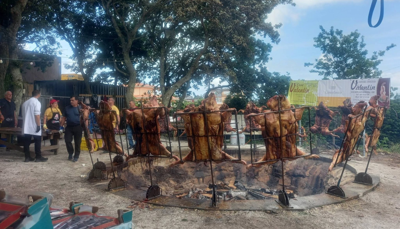 Festa do Porquiño ao Espero en Pereiriña (Cee)