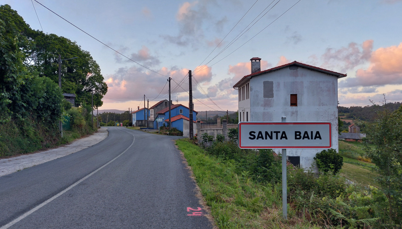 Vista del núcleo de Santa Baia de Castro