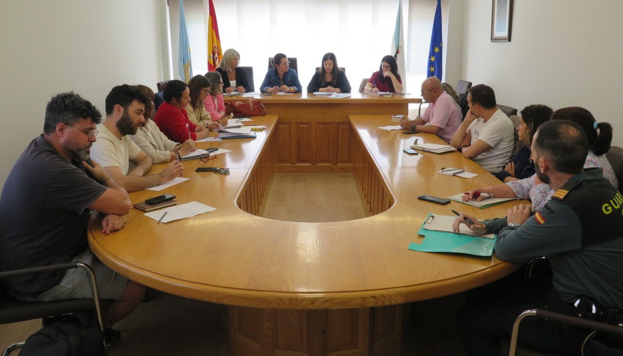Reunión de archivo de una de las mesas contra la violencia de género en A Laracha