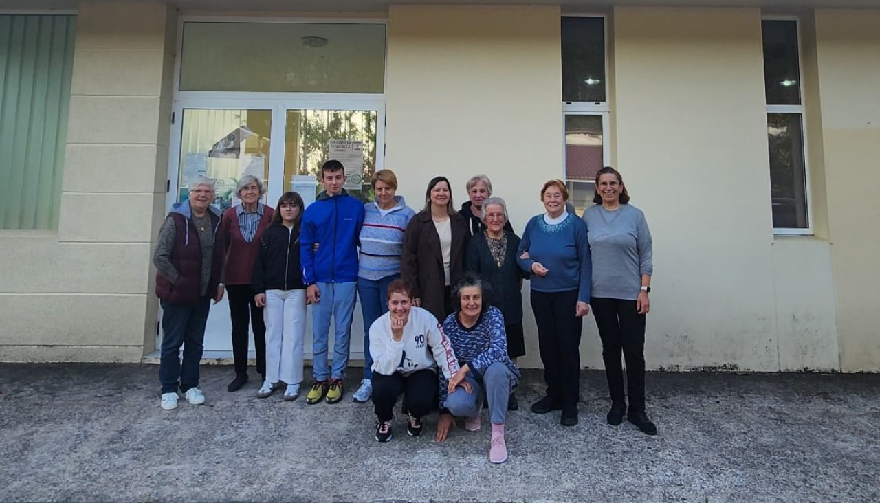 Reunión en As Encrobas