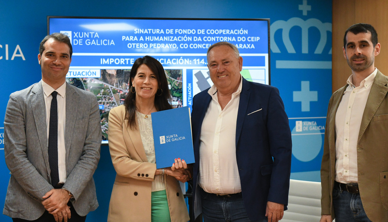 Firma del convenio entre la Xunta y el Concello de A Laracha