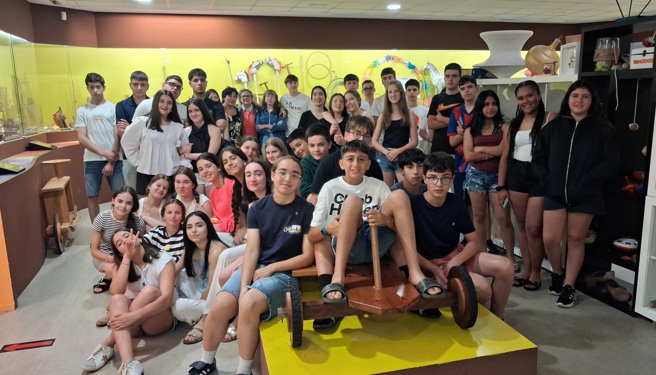 Alumnado lucense en la última visita al Melga