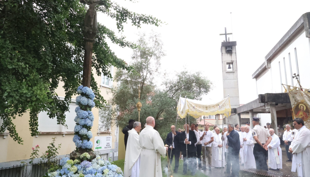 Misa del Sacramento en Carballo (24)
