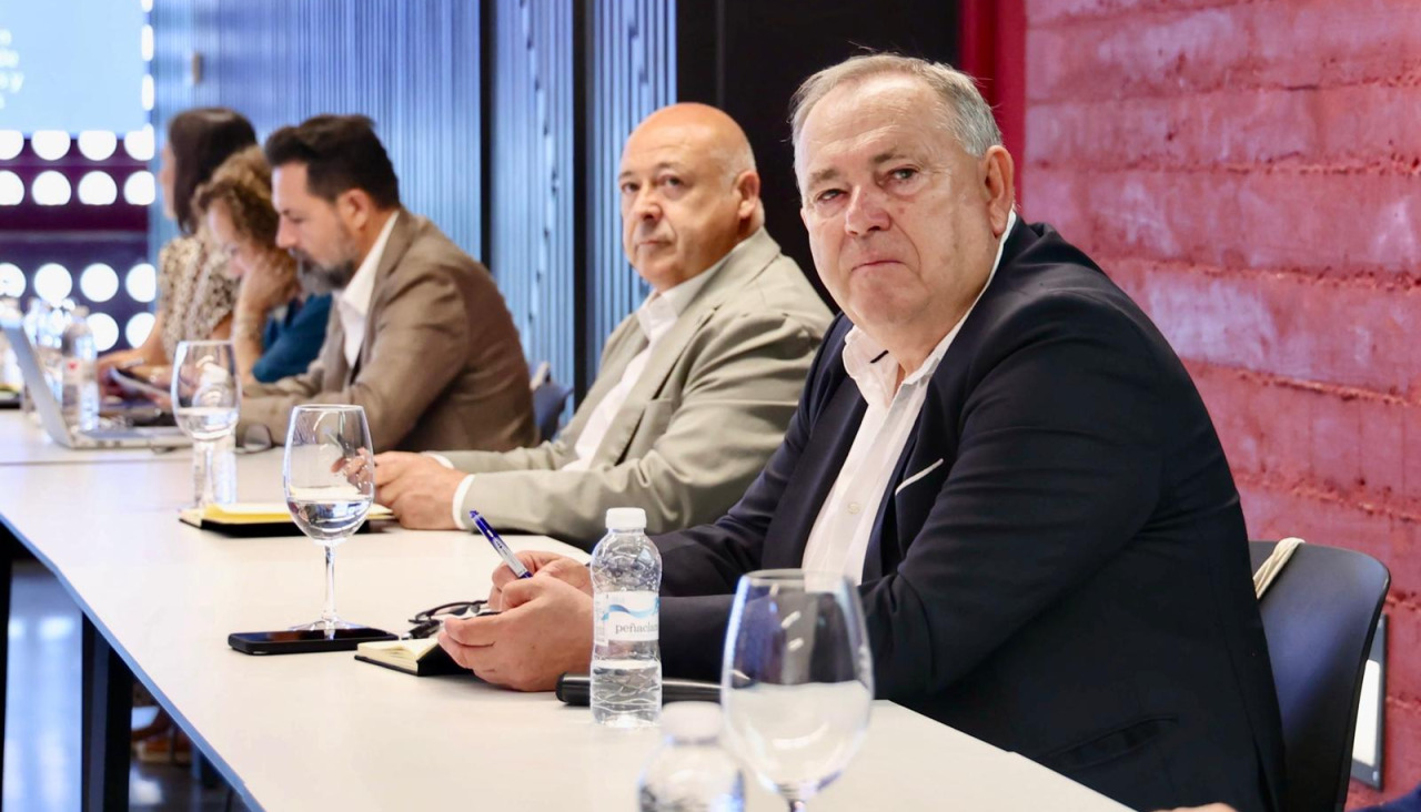 O alcalde da Laracha participou na Comisión de Vivenda en Logroño