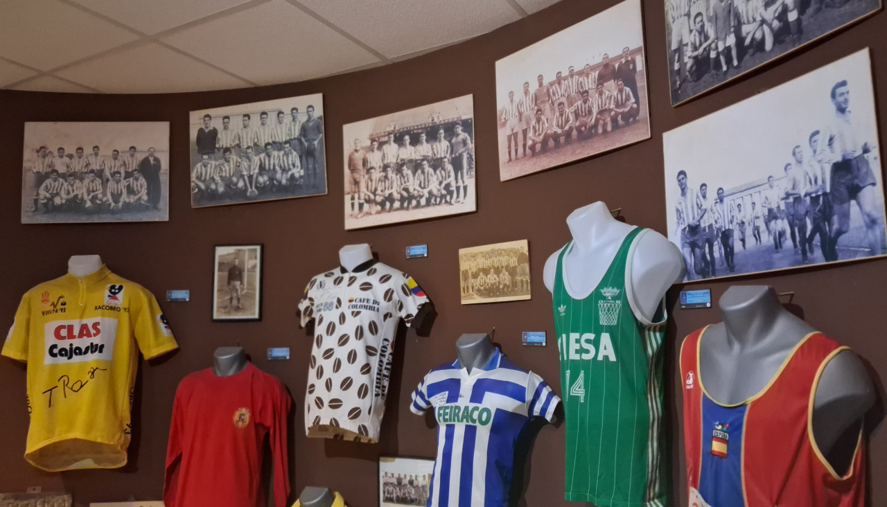 La colección de fotografías históricas del Deportivo donadas el Melga