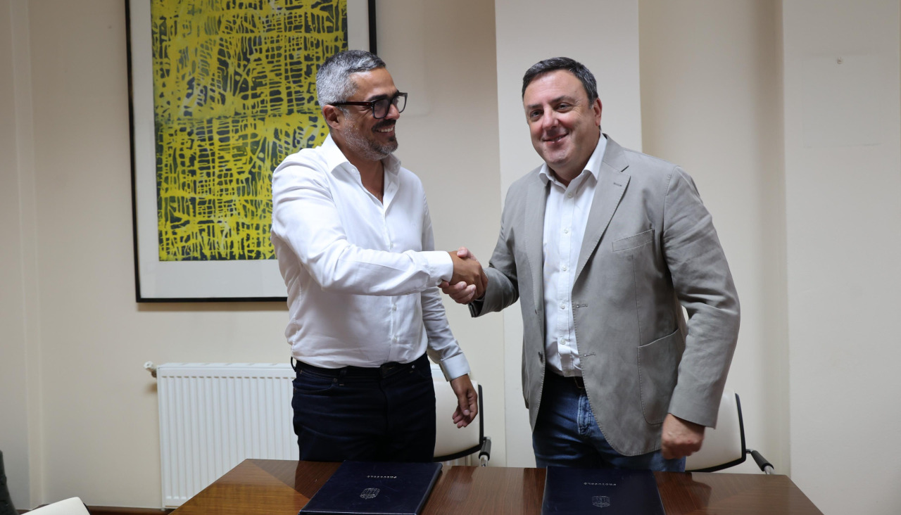 Firma del convenio con la Diputación (3)