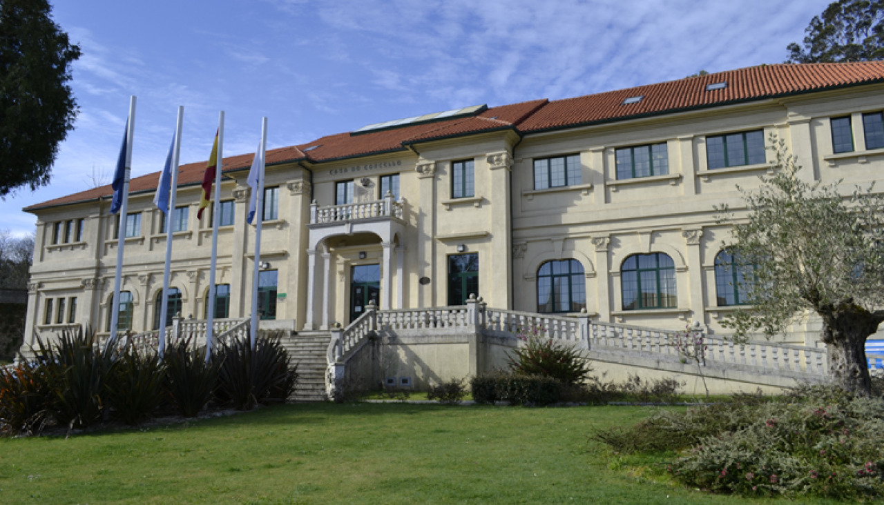 Casa do Concello de Corcubión
