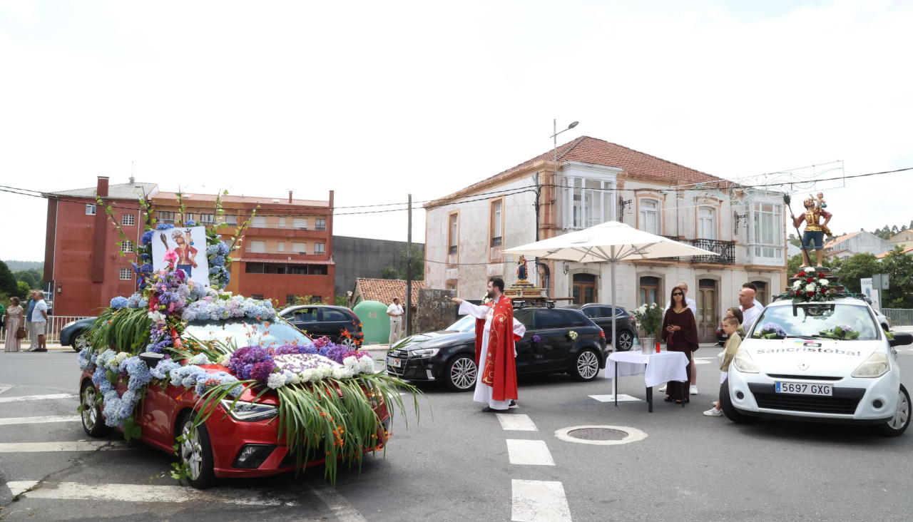 Procesión de San Cristóbal en Baio (14)