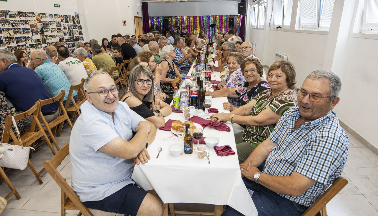 Cances recuerda a su párroco Jesús Antelo (4)