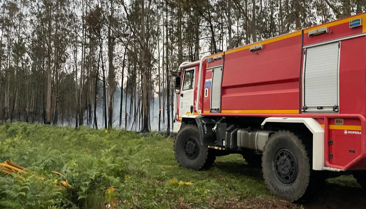 Incendio en Vimianzo causado por los rayos
